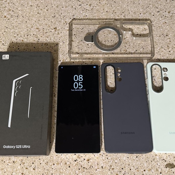 Samsung Galaxy S25 Ultra - Unlocked, 256 GB, Whitesilver, 12 GB, SM-S938U1