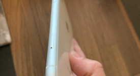 Good
													Apple iPhone Xr - Unlocked Non-US, White, 64 GB, A2105 GSM Only, photo 3 of 10
