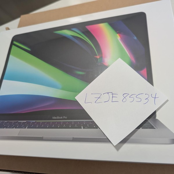 MacBook Pro 2022 - 13 inch - 1 TB, Silver, 24 GB, Apple M2