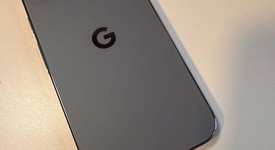 Mint
													Google Pixel 10 Pro - Unlocked, Moonstone, 256 GB, G4QUR, photo 4 of 11