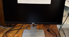 Mint
													Dell Monitor, photo 3 of 3