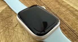 Fair
													Apple Watch Series 8 41mm - Unlocked, Starlight, A2772 - Cellular, Aluminum, photo 5 of 7