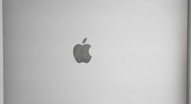 Mint
													MacBook Pro 2017 (No Touch Bar) - 13" - I5, Silver, 512 GB, 8 GB, photo 5 of 8
