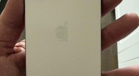 Mint
													Apple iPhone 16 Pro Max - Unlocked, White, 256 GB, A3084, photo 4 of 11