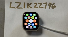 Mint
													Apple Watch Series 9 41mm - Starlight, A2978 - GPS, Aluminum, photo 3 of 12