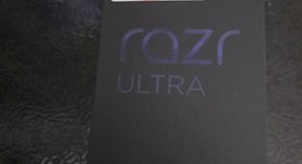 New
													Motorola Razr Ultra (2025) - Unlocked, PANTONE Rio Red, 512 GB, 16 GB, photo 6 of 6