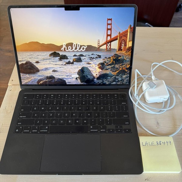 MacBook Air 2022 (M2) - 13 inch - 512 GB, Gray, 16 GB, Apple M2