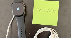 Fair
													Apple Watch Series 6 44mm - Unlocked, Gray, A2294 - Cellular, Aluminum, photo 1 of 3