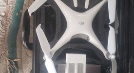 Used
													DJI Phantom 4, photo 1 of 4