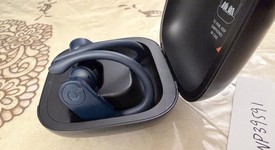Used
													Beats Powerbeats Pro - Navy Blue, photo 3 of 5