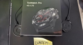 Mint
													TicWatch Pro 4G LTE - Verizon, photo 3 of 8