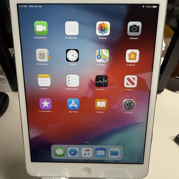 Apple iPad Mini 2 Retina - Unlocked, 16 GB, White