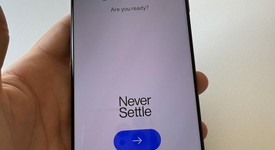 Mint
													OnePlus 13 - Unlocked, Black Eclipse, 512 GB, 16 GB, photo 3 of 8