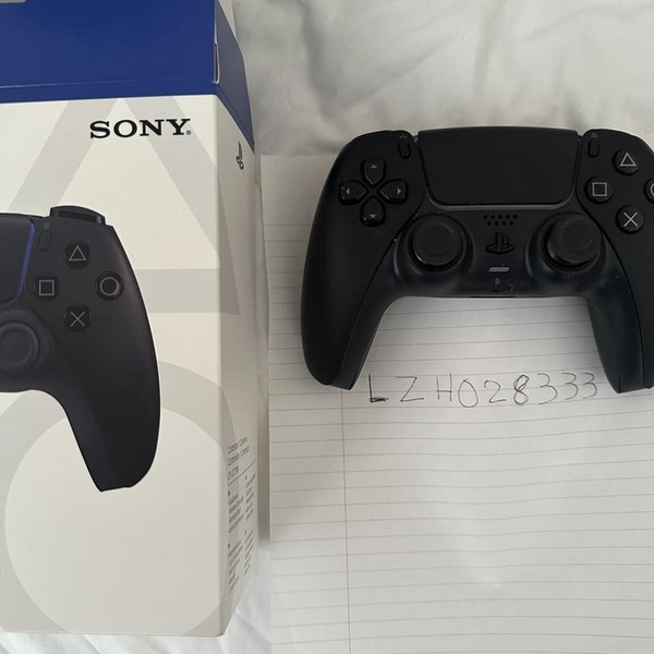 DualSense Wireless Controller - Black