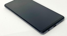 Good
													Samsung Galaxy A42 5G - Verizon, Black, 128 GB, 4 GB, photo 5 of 9