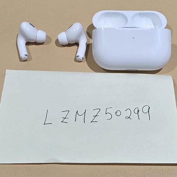 Apple AirPods Pro 2 - USB-C