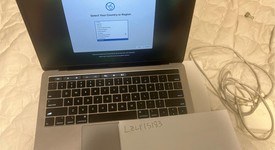 Good
													MacBook Pro 2018 (With Touch Bar) - 13" - I5, Gray, 512 GB, 8 GB, photo 1 of 9