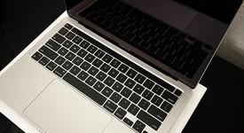 Good
													MacBook Pro 2020 - 13" - Apple M1, Silver, 512 GB, 8 GB, photo 4 of 10