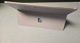 Good
													Microsoft Surface Pro 5 (2017) - Wi-Fi, Silver, 256 GB, 8 GB, photo 3 of 11