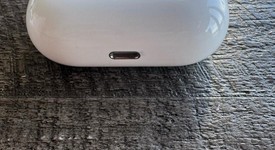 Used
													Apple AirPods Pro - Wireless Case, photo 1 of 6