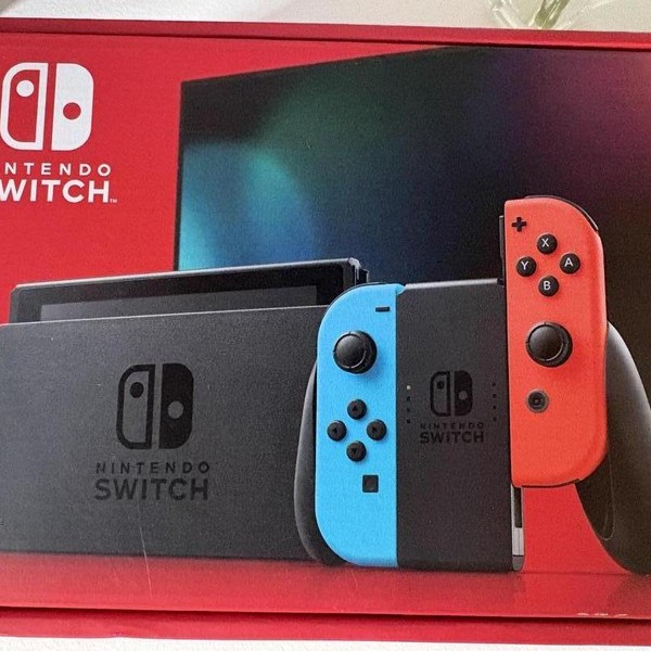 Nintendo Switch - 32 GB, Red & Blue, Mario Red & Blue Edition