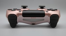 Good
													DualShock 4 Wireless Controller - Rose Gold, photo 4 of 4