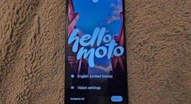 Mint
													Moto G 5G (2024) - Boost, Green, 128 GB, 4 GB, photo 3 of 8