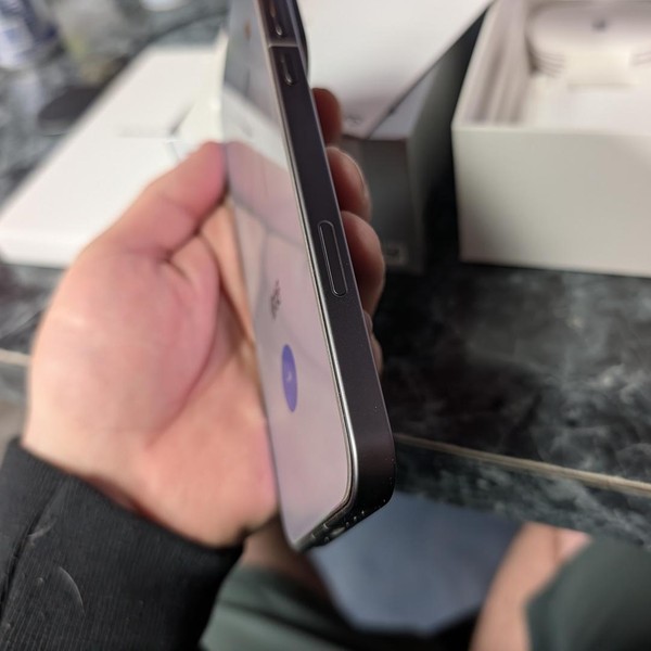 Oppo Find X9 Pro - Unlocked Non-US, 512 GB, Titanium Charcoal, 16 GB