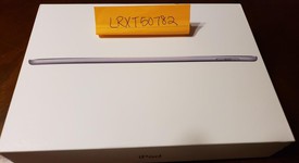 Mint
													Apple iPad 6th Gen - AT&T, Gray, 32 GB, A1954, photo 2 of 17