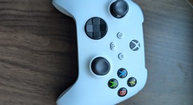 Mint
													Xbox Series S (2020) - White, 512 GB, photo 5 of 13