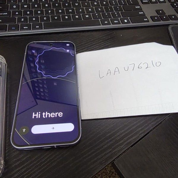 Google Pixel 10 - Unlocked, Frost, 128 GB, GLBW0