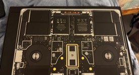 Good
													MacBook Pro 2021 - 14" - Apple M1 Pro 8-core, Gray, 512 GB, 16 GB, photo 5 of 5
