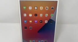 Good
													Apple iPad Pro 10.5" - Unlocked, Gold, 64 GB, photo 1 of 6