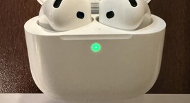Used
													Apple AirPods 4th Gen - Active Noise Cancellation, photo 2 of 6