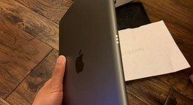 Mint
													Apple iPad 8th Gen - Wi-Fi, Gray, 32 GB, A2270, photo 4 of 7