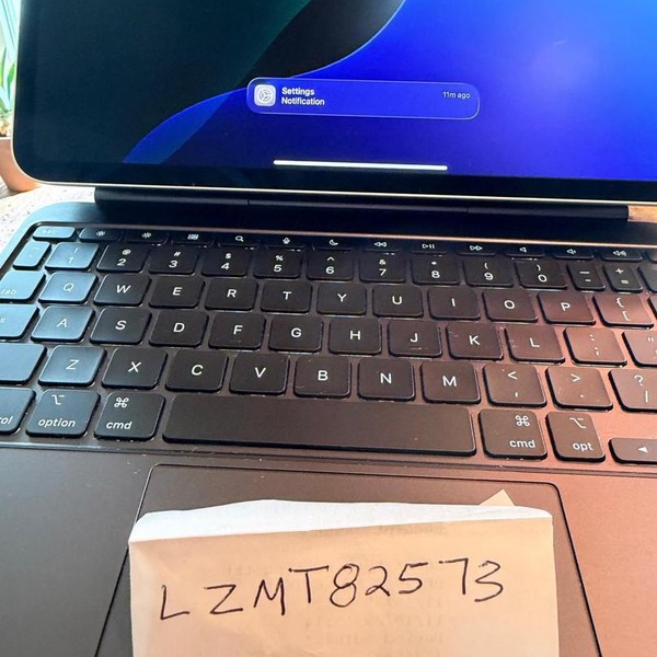 Apple iPad Pro 11 inch (M4) 2024 - Verizon, 1 TB, Silver, 16 GB, A2837, Nano-texture Glass