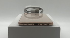Good
													Apple iPhone 8 - T-Mobile, Gold, 64 GB, A1905, GSM, photo 3 of 10