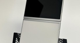 Fair
													Samsung Galaxy Z Flip6 - Unlocked, White, 512 GB, 12 GB, SM-F741U1, photo 2 of 9