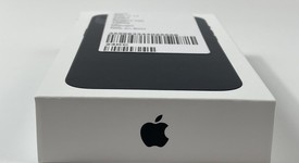 New
													Apple iPhone 13 - Straight Talk, Midnight, 128 GB, A2482, photo 3 of 6