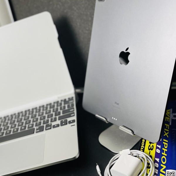 Apple iPad Pro 12.9 inch 5th Gen 2021 - Wi-Fi, 128 GB, Gray