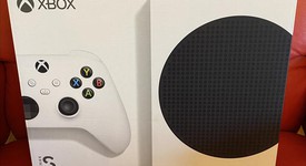 New
													Xbox Series S (2020) - White, 512 GB, photo 1 of 5