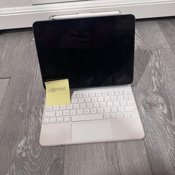 Apple iPad Air 5th Gen - Unlocked, 64 GB, Blue, A2589