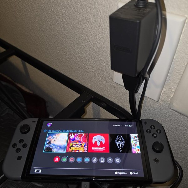Nintendo Switch - OLED - 64 GB, Black, Super Smash Bros.
