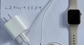 Mint
													Apple Watch SE 2nd Gen 40mm - Starlight, A2722 - GPS, Aluminum, photo 2 of 16