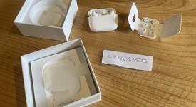 Used
													Apple AirPods Pro 2 - USB-C, photo 2 of 4