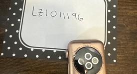 Good
													Apple Watch Series 3 38mm - Unlocked, Gold, A1860, Aluminum, photo 2 of 9