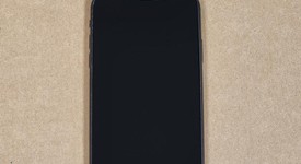 Mint
													Apple iPhone Xr - Unlocked, Black, 64 GB, A1984, photo 2 of 7