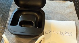 Used
													Beats Powerbeats Pro - Ivory, photo 4 of 5