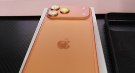 Mint
													Apple iPhone 17 Pro Max - Unlocked, Cosmic Orange, 256 GB, A3257, photo 2 of 8