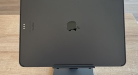 Mint
													Apple iPad Pro 13" (M4) 2024 - Unlocked, Black, 256 GB, 8 GB, A2926, Standard Glass, photo 3 of 12